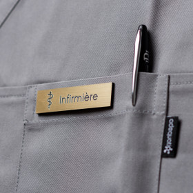 Badge magnétique infirmière or